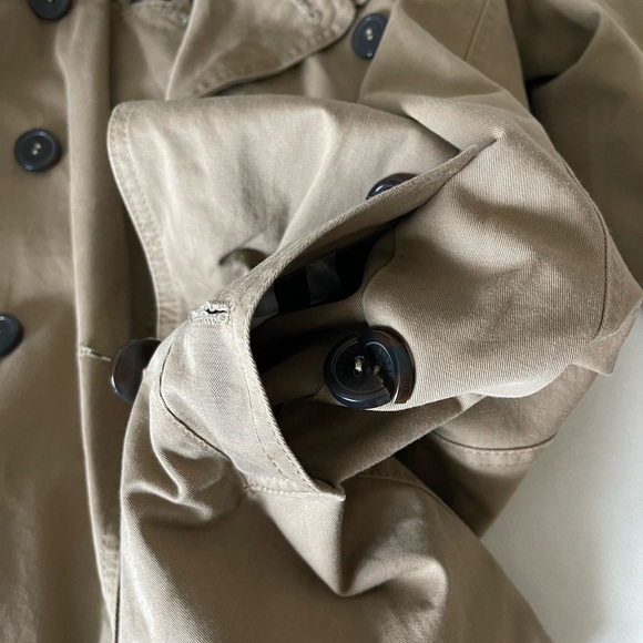 Burberry Coat - Picture 7 of 10